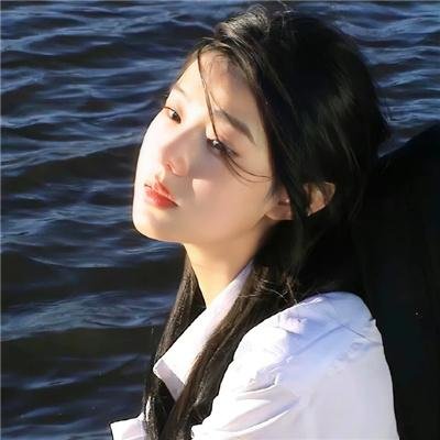女管家